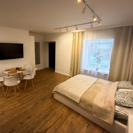 Furman's Court Aparthotel